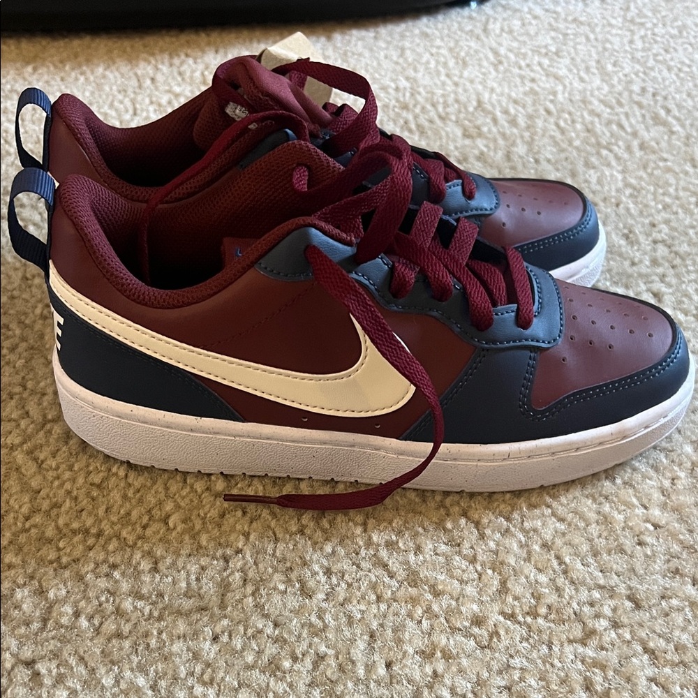 Nike Burgundy and Blue Athletic Shoes - Picture 2 of 3